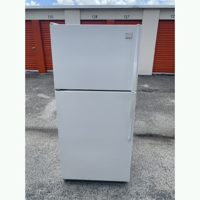 Whirlpool Fridge with IceMaker Whirlpool Fridge with IceMaker